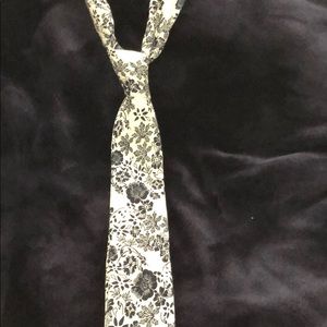 Men’s Floral Tie